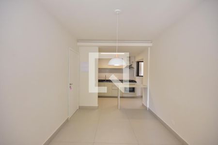 Sala de apartamento à venda com 2 quartos, 77m² em Vila Progredior, São Paulo