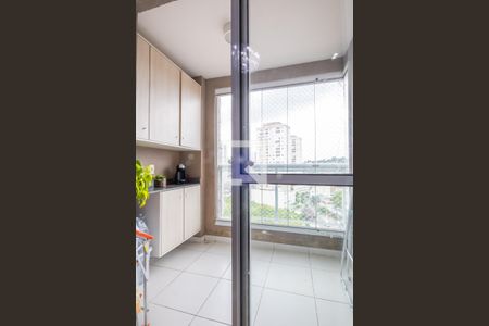 Sacada de apartamento à venda com 2 quartos, 49m² em Jardim Roberto, Osasco