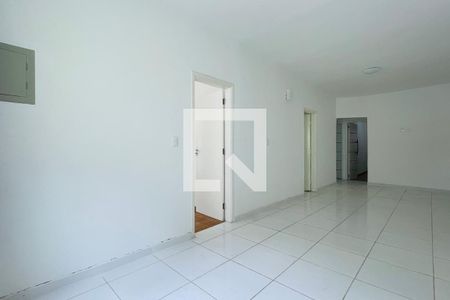 Sala de casa para alugar com 3 quartos, 140m² em Jardim Santa Francisca, Guarulhos