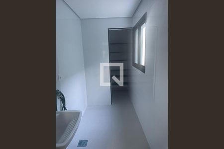 Escada de casa de condomínio para alugar com 3 quartos, 320m² em Chácara Morada Mediterrânea, Jundiaí