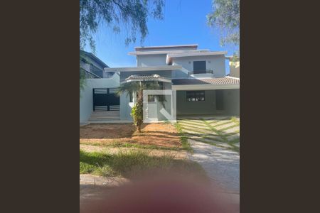 Fachada de casa de condomínio à venda com 3 quartos, 303m² em Chácara Morada Mediterrânea, Jundiaí