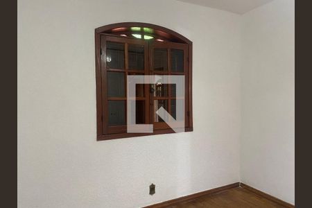 Quarto 1 de casa para alugar com 3 quartos, 300m² em Providência, Belo Horizonte