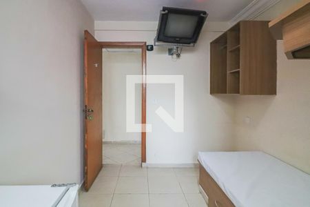 Studio - Quarto e Cozinha de kitnet/studio para alugar com 1 quarto, 13m² em Vila Indiana, São Paulo