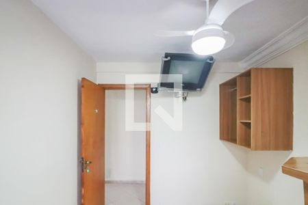 Studio - Quarto e Cozinha de kitnet/studio para alugar com 1 quarto, 13m² em Vila Indiana, São Paulo