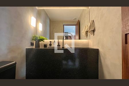 Lavabo de apartamento para alugar com 2 quartos, 118m² em Cerqueira César, São Paulo