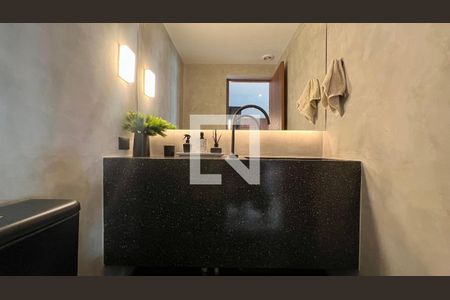 Lavabo de apartamento para alugar com 2 quartos, 118m² em Cerqueira César, São Paulo