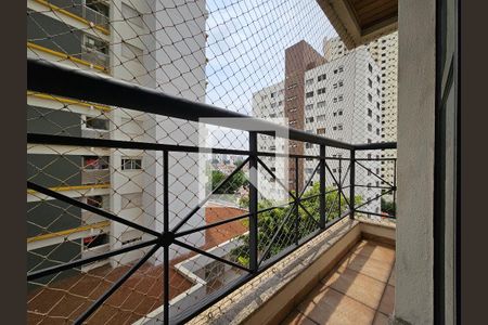 Sacada de apartamento à venda com 2 quartos, 50m² em Chácara Inglesa, São Paulo