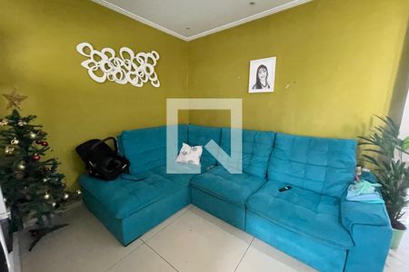 Sala de casa para alugar com 5 quartos, 155m² em Jardim Olavo Bilac, Duque de Caxias