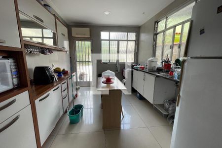 Cozinha de casa para alugar com 5 quartos, 155m² em Jardim Olavo Bilac, Duque de Caxias