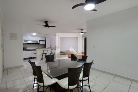 Sala de apartamento para alugar com 3 quartos, 181m² em Tupi, Praia Grande