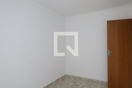 Quarto 1 de apartamento para alugar com 2 quartos, 45m² em Vila Jacuí, São Paulo