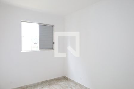 Quarto 1 de apartamento para alugar com 2 quartos, 45m² em Vila Jacuí, São Paulo