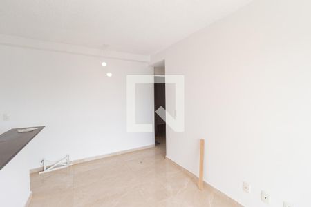 Sala de apartamento para alugar com 2 quartos, 52m² em Vila Ester, Carapicuíba