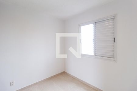 Quarto 1 de apartamento para alugar com 2 quartos, 52m² em Vila Ester, Carapicuíba