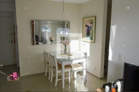 Sala de apartamento para alugar com 2 quartos, 50m² em Recreio dos Bandeirantes, Rio de Janeiro