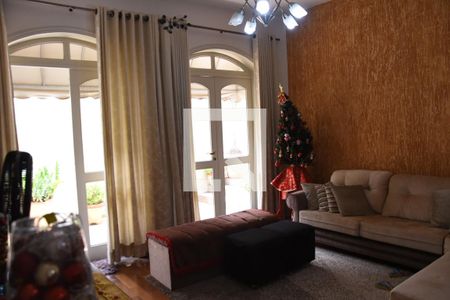 Sala  de casa para alugar com 3 quartos, 245m² em Centro, Sumaré