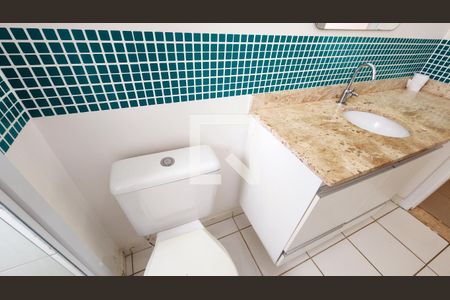 Apartamento à venda com 70m², 2 quartos e 1 vaga Apartamento à venda com 70m², 2 quartos e 1 vagaBanheiro