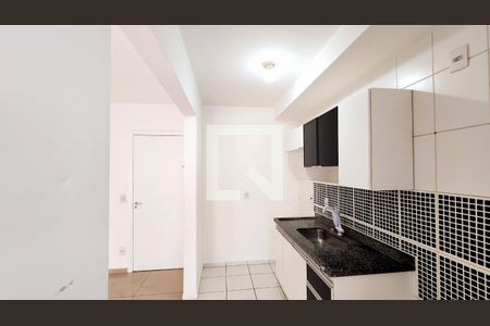 Apartamento à venda com 70m², 2 quartos e 1 vaga Apartamento à venda com 70m², 2 quartos e 1 vagaCozinha e Área de Serviço