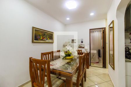 Sala de jantar de casa à venda com 3 quartos, 125m² em Conjunto Residencial José Bonifácio, São Paulo