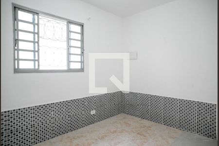 Quarto de casa para alugar com 1 quarto, 40m² em Vila Brasilina, São Paulo