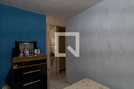 Quarto 1 de apartamento para alugar com 2 quartos, 55m² em Conjunto Residencial José Bonifácio, São Paulo