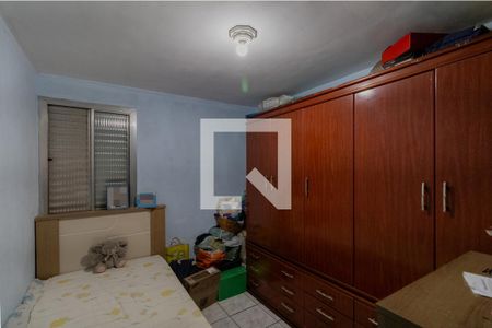 Quarto 1 de apartamento para alugar com 2 quartos, 55m² em Conjunto Residencial José Bonifácio, São Paulo