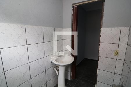 Banheiro de casa para alugar com 1 quarto, 100m² em Vila Bela, São Paulo