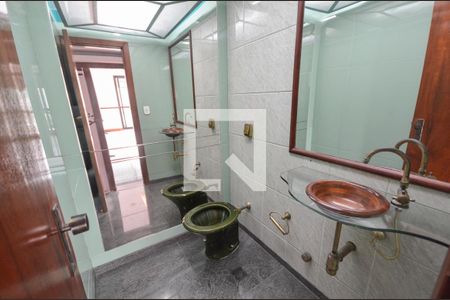 Lavabo de apartamento para alugar com 4 quartos, 200m² em Maracanã, Rio de Janeiro