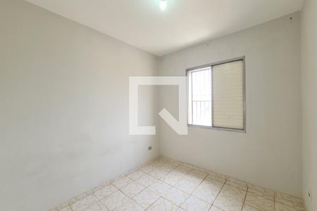 Quarto 2 de apartamento para alugar com 2 quartos, 58m² em Vila Ivone, São Paulo