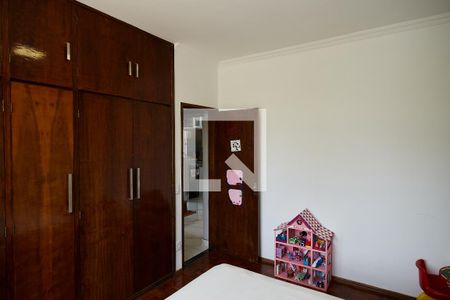 Quarto de apartamento à venda com 3 quartos, 144m² em Sagrada Família, Belo Horizonte