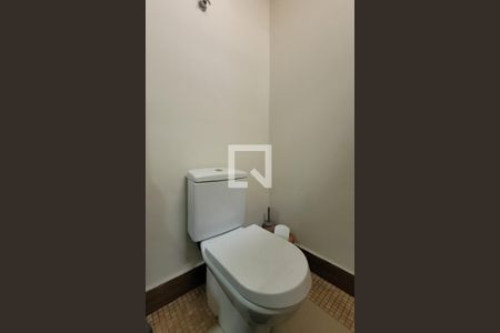 Lavabo de casa para alugar com 4 quartos, 301m² em Vila Alpina, Santo André