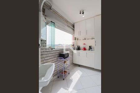 Varanda e Área de serviço de apartamento à venda com 2 quartos, 48m² em Vila Bela Vista (zona Norte), São Paulo