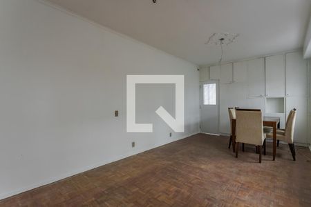 Sala de apartamento para alugar com 3 quartos, 79m² em Moinhos de Vento, Porto Alegre