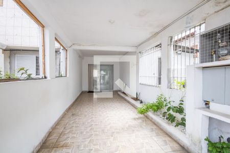 Casa à venda com 250m², 6 quartos e 4 vagas Casa à venda com 250m², 6 quartos e 4 vagasGaragem (Casa 1)