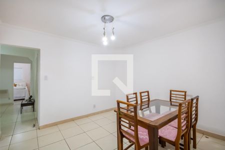 Casa à venda com 250m², 6 quartos e 4 vagas Casa à venda com 250m², 6 quartos e 4 vagasCopa e Cozinha (Casa 1)
