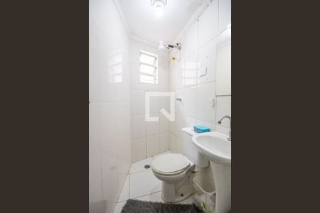 Casa à venda com 250m², 6 quartos e 4 vagas Casa à venda com 250m², 6 quartos e 4 vagasBanheiro da Suíte 3 (Casa 1)