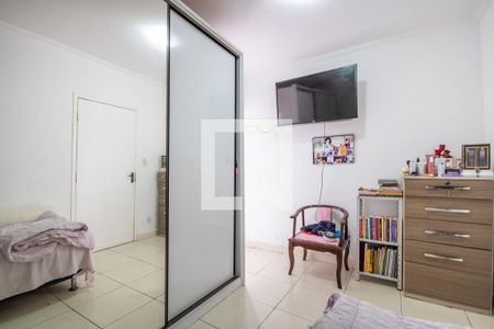Casa à venda com 250m², 6 quartos e 4 vagas Casa à venda com 250m², 6 quartos e 4 vagasSuíte 2 (Casa 1)