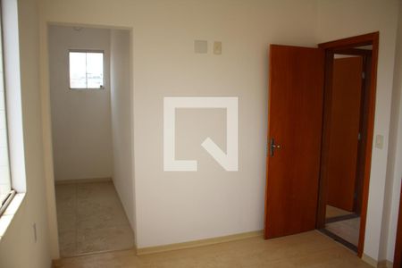 Apartamento à venda com 3 quartos, 75m² em Novo Eldorado, Contagem