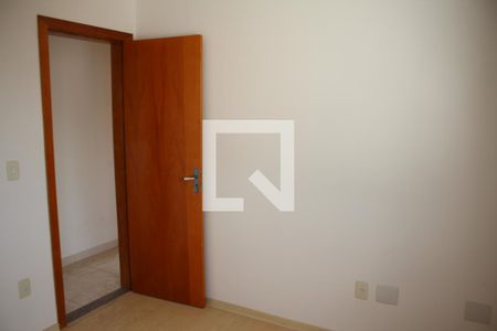 Apartamento à venda com 3 quartos, 75m² em Novo Eldorado, Contagem