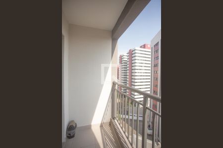 Varanda de kitnet/studio para alugar com 1 quarto, 25m² em Mirandópolis, São Paulo