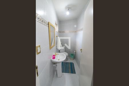 Lavabo de casa para alugar com 3 quartos, 220m² em Vila Dom Pedro I, São Paulo