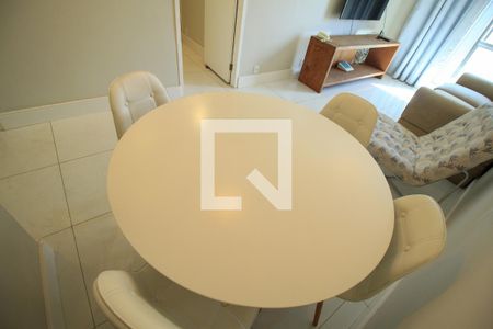 Sala  de apartamento para alugar com 2 quartos, 57m² em Água Rasa, São Paulo