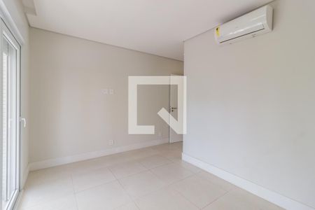 Quarto Suíte de apartamento para alugar com 2 quartos, 74m² em Centro, Florianópolis