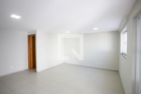 Sala de casa para alugar com 2 quartos, 65m² em Pechincha, Rio de Janeiro