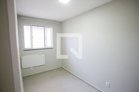 Quarto 1 de casa para alugar com 2 quartos, 65m² em Pechincha, Rio de Janeiro