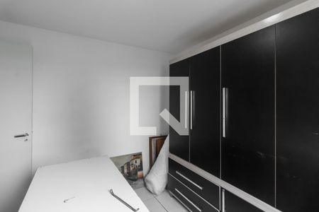 Quarto 2 de apartamento para alugar com 2 quartos, 52m² em Jardim Maringá, São Paulo