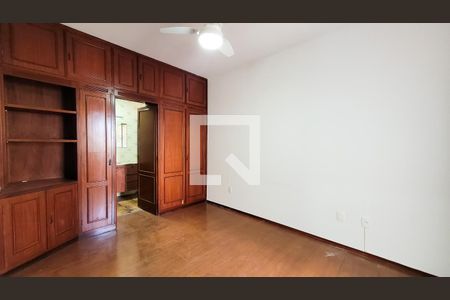 Suíte de apartamento para alugar com 3 quartos, 107m² em Centro, Campinas