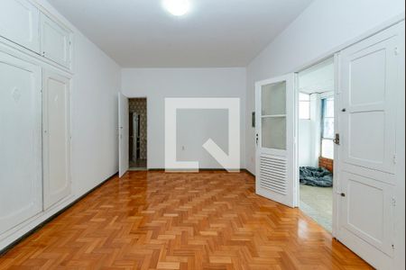 Suíte de casa para alugar com 3 quartos, 285m² em Barroca, Belo Horizonte