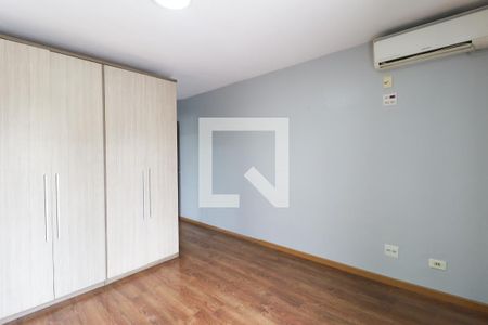 Quarto 1 de casa à venda com 3 quartos, 133m² em Vila Nivi, São Paulo