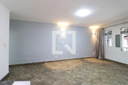 Sala de casa à venda com 3 quartos, 133m² em Vila Nivi, São Paulo